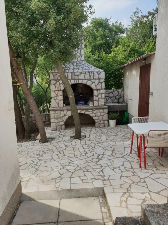 שמריקה Apartman Dora מראה חיצוני תמונה